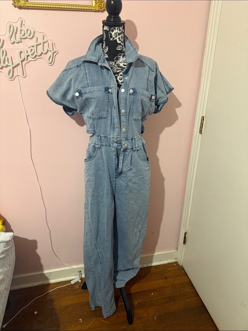 DAVI & DANI Light Blue Short-Sleeve Denim Jumpsuit